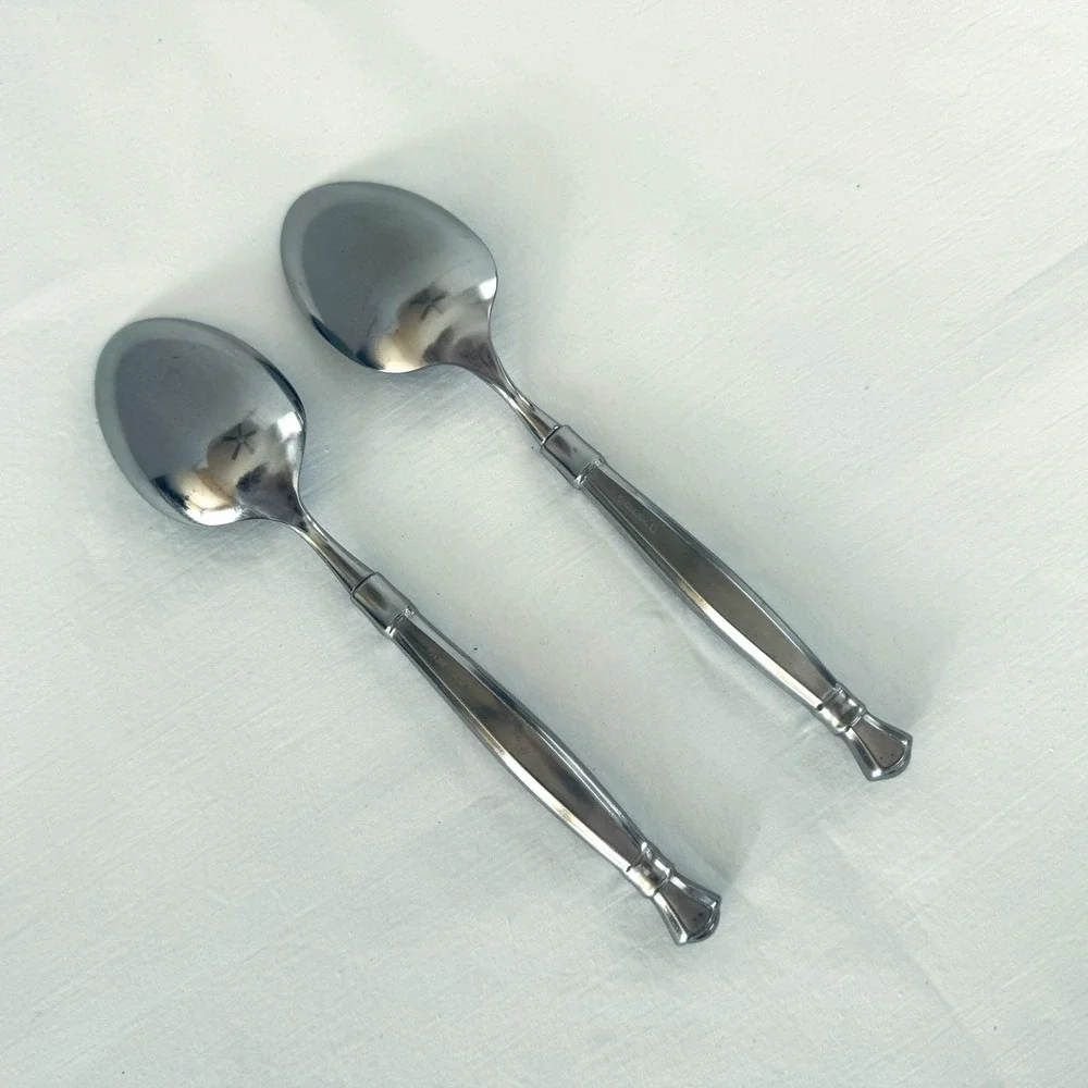 2X Oneida (Cube) Heirloom Act II Act 2 Satin Stainless Tablespoons Serving Spoon